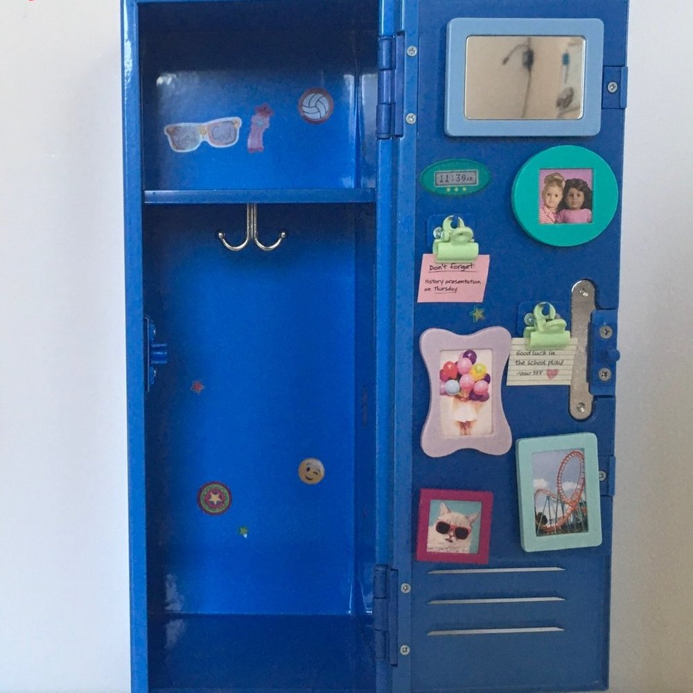School Locker Set - American Girl